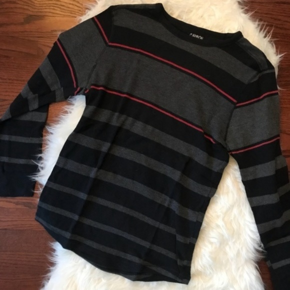 Carbon Other - Men’s Black and Red Striped Thermal